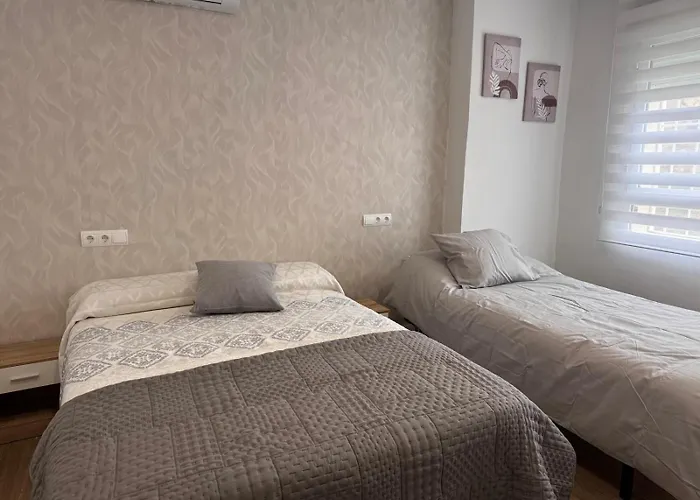 Turisticos Claras 토르데실라